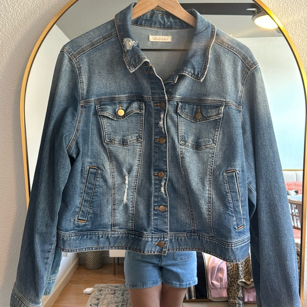 Altar’d State Distressed Jean Jacket Stretchy XL